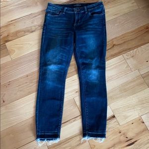 Lucky brand release hem ankle jeans